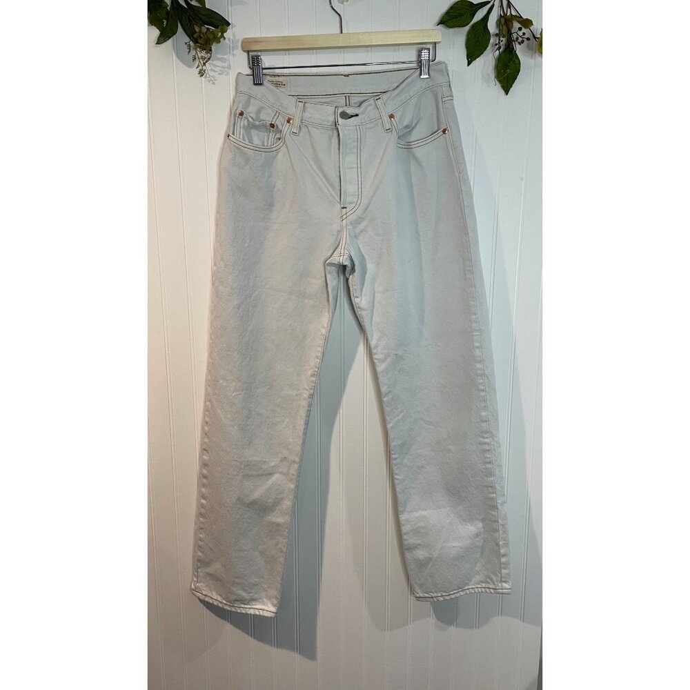 Vintage 90s Levis 501 Ligth Blue Jeans W29 x L32 Tagged Button Fly Straight Leg